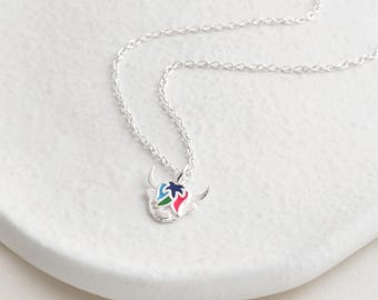 Highland Cow Necklace in Sterling Silver, Minimalist Pendant Necklace, Cute Animal Necklace, Gift for Her, Gift for Women, Christmas Gift