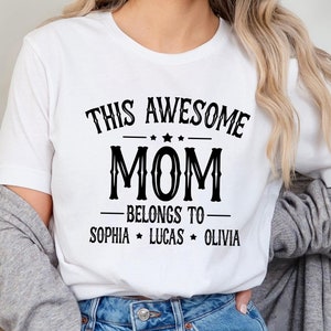 Personalized Family T-Shirt: Custom Grandma/Grandpa/Mom Name Gift