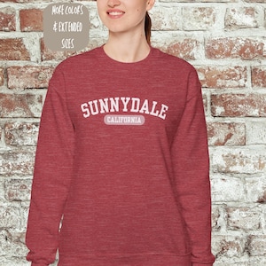 Sudadera de Sunnydale, California, cuello redondo unisex acogedor, top de Buffy la Cazavampiros, para fans de Buffy la Cazavampiros, regalo para los amantes de Buffy.