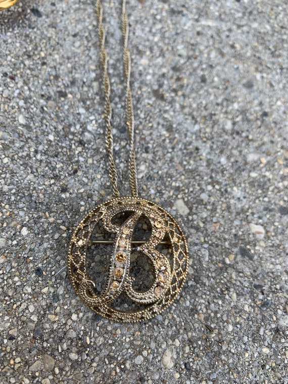 B 12K Gold Plated Vintage Necklace and Brooch Set - image 3