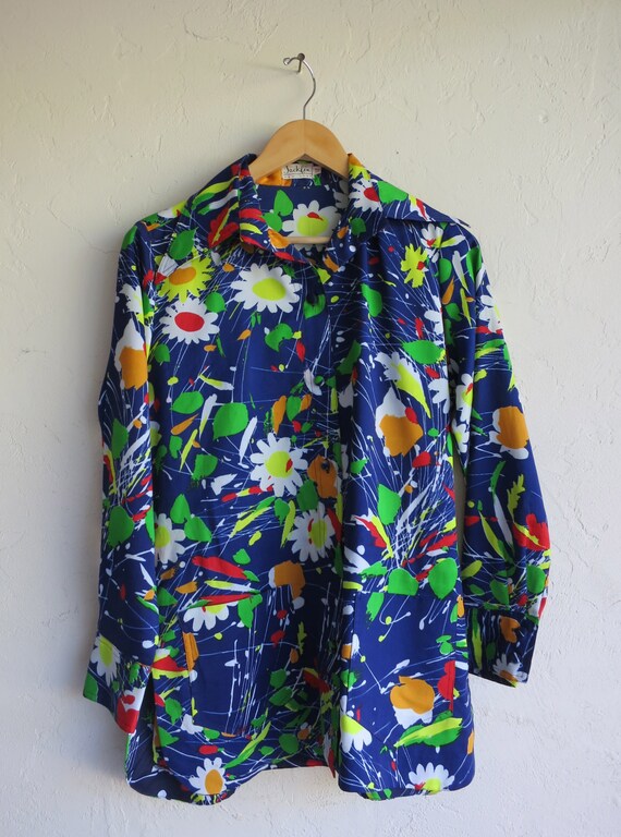 Blue Vibrant Floral Vintage Jackfin Shirt Tunic B… - image 5