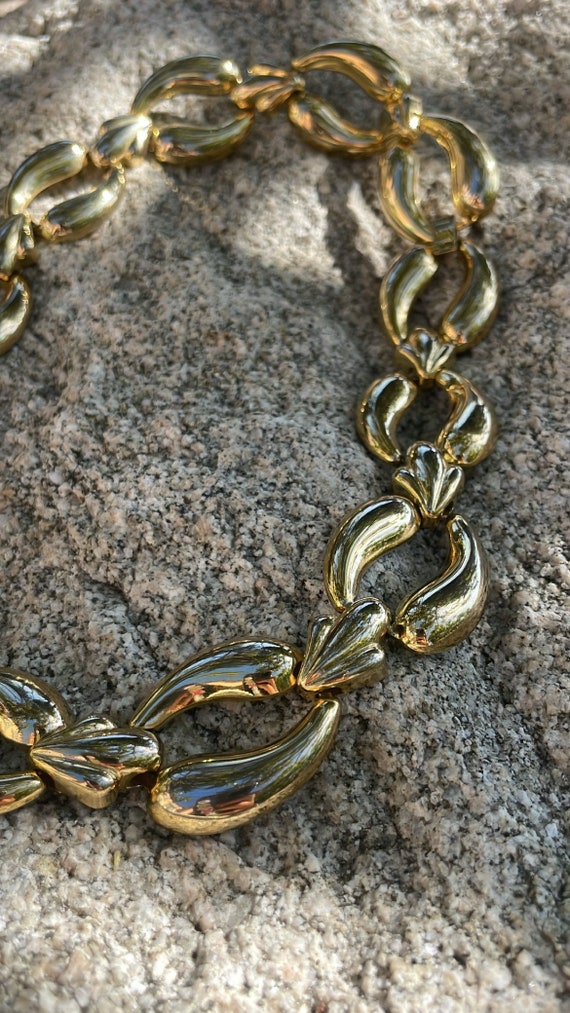 Gold Plated Wavy Loop Chain Vintage Collar Necklac