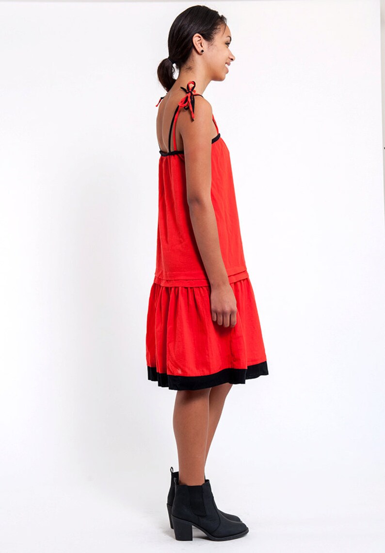 Red & Black Spaghetti Strap Vintage Shift Dress image 3