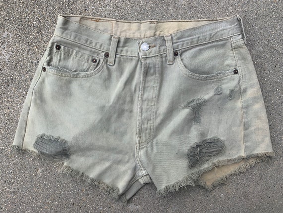 levis cut off jean shorts