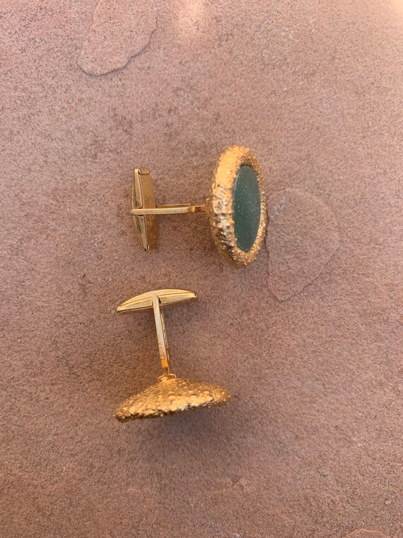 Textured Gold Plated Green Stone Vintage Cufflinks - image 3