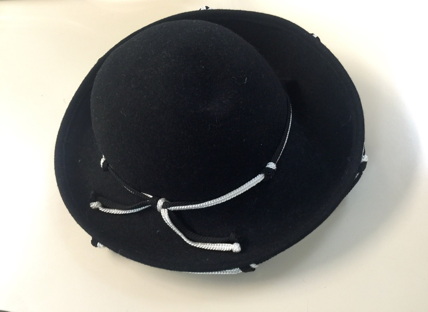 Chapeau Creations by Ruth Kropveld 