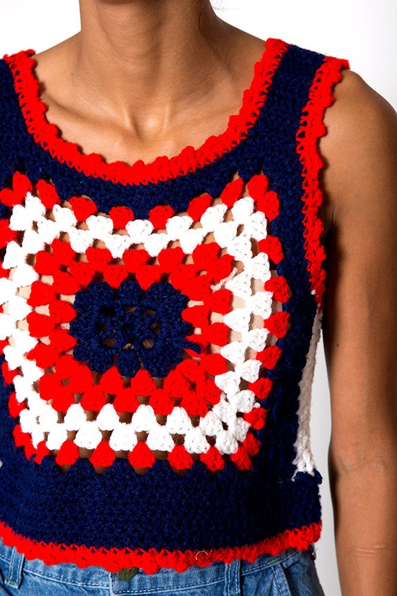 Knit Cottage Red Blue and White Vintage Vest Tank - image 4