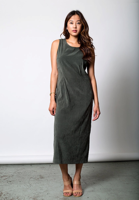 The Vintage Forest Green Long Sleeveless Dress