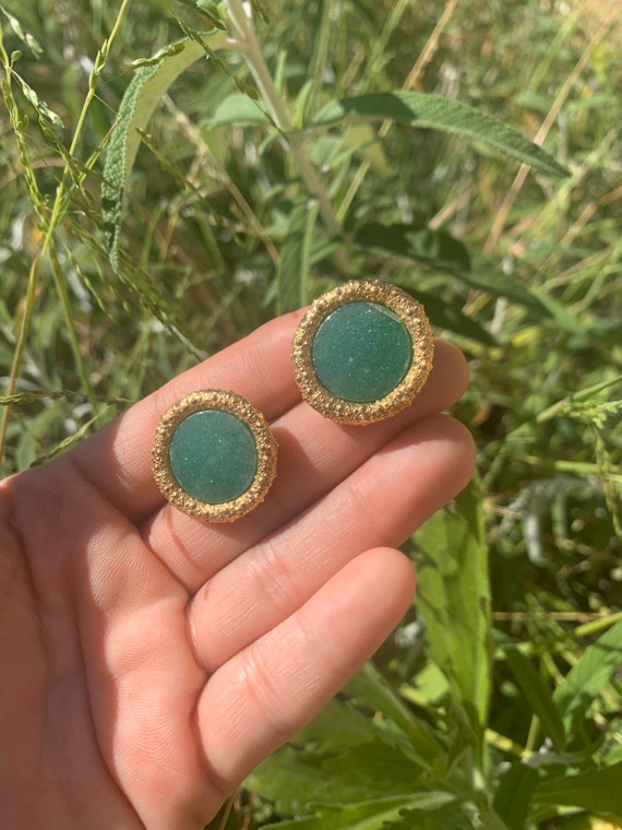 Textured Gold Plated Green Stone Vintage Cufflinks - image 1