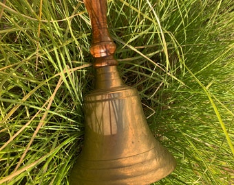 English Gentlemen Loud Vintage 1960s Brass Bell With Wood Handle Home Decor Bell