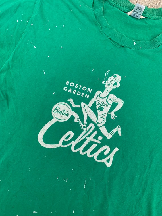 Vintage NBA Boston Celtics Sweatshirt Size Medium Made in USA