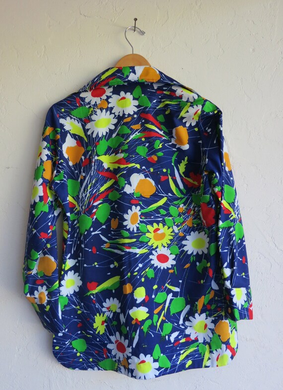 Blue Vibrant Floral Vintage Jackfin Shirt Tunic B… - image 8