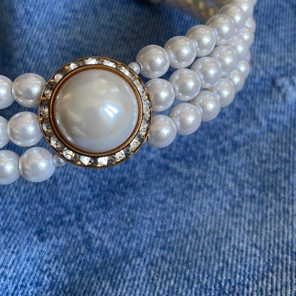 Pearl Crystal Detail 3 Strand Collier Choker vintage des années 1990