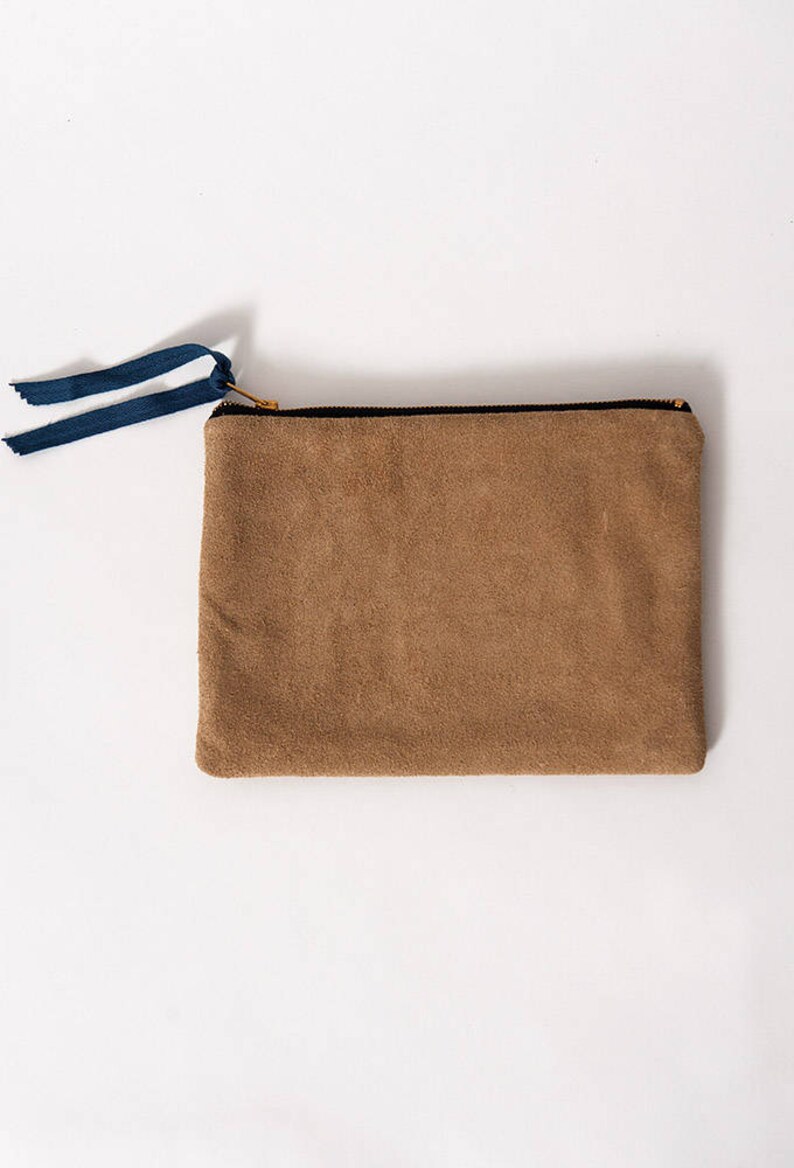 Le désert Tan Suede Clutch Pouch Purse image 2