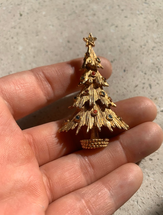Monet Gold Plated Vintage Christmas Pin Brooch