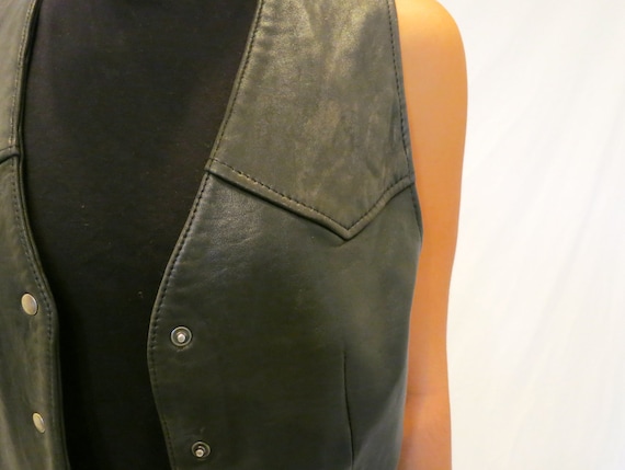 The Vintage GAP Leather Vest - Gem