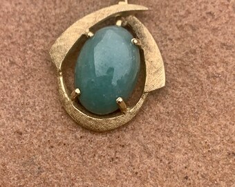 14 Karat Gold Jade Inlay Vintage Pendant