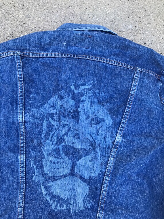 Lion Face Vintage Wrangler Denim Jean Jacket Size Medium | Etsy