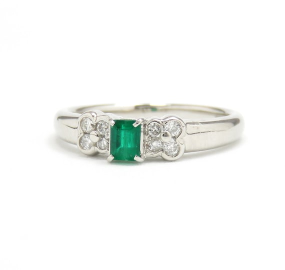 Platinum Emerald and Diamond Ring; Vintage Emeral… - image 2