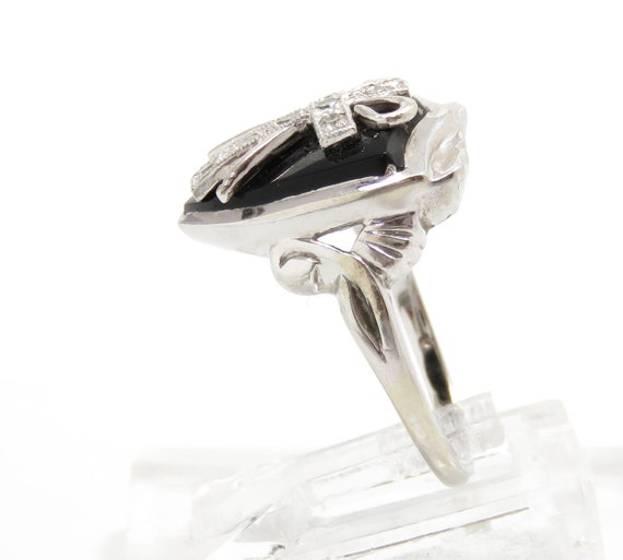 Vintage 10k Gold Onyx and Diamond Ring; Masonic R… - image 6