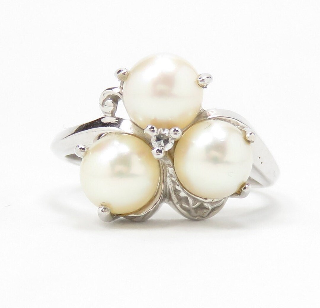 14k Gold Pearl and Diamond Ring Three Pearl Ring Pearl Etsy