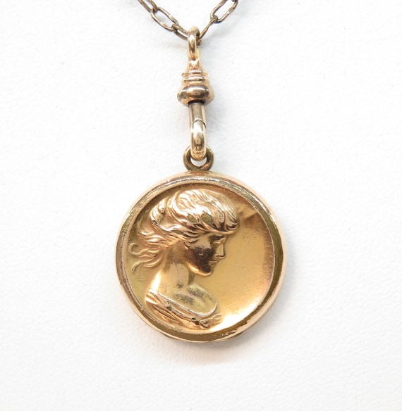 Victorian Gold Filled Locket; Portrait Locket; Vin