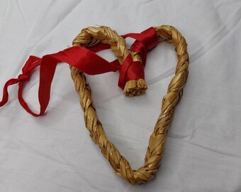 Vintage Scandanavian Woven Straw Heart Festive Holiday Folk Art