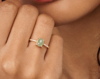 Anillo de aventurina verde ∙ Delicado anillo con gema ∙ Símbolo de serenidad y buena suerte ∙ Elegante regalo para ella