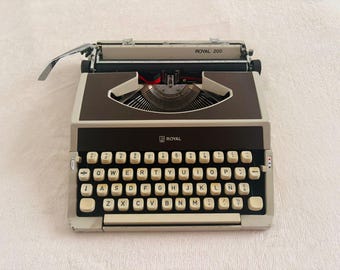 Typewriter Royal 200 (bruine kleur)