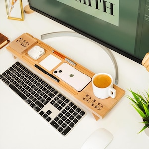 Papa Weihnachtsgeschenk Personalisierter Holz Schreibtisch Organizer, Benutzerdefinierter Name Gravierter Telefonhalter, Vatertagsgeschenk, Jubiläumsgeschenk, Geburtstagsgeschenke