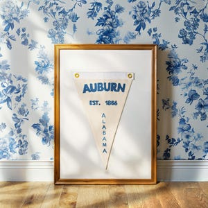 Bandera de banderín personalizada de la ciudad de Auburn Bandera de banderín con nombre de ciudad único personalizado Banderín vintage Arte de pared popular de tendencia Regalos únicos hechos a mano