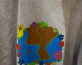 Camiseta Flower World