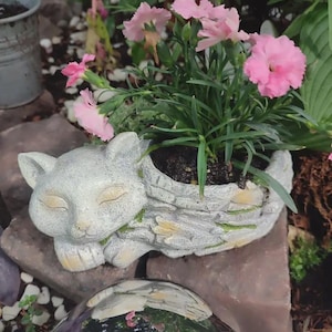Cat Flower Pot, Cat Planter, Cat Garden Decor, Garden Plant Pot, Cute Animal Planter, Cat Succulent Pot