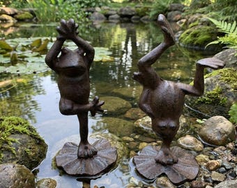 Cast Iron Frog Garden Sculpture, Hand-Cast Frog Ornaments