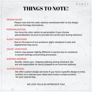 Puede incluir: Un documento de texto blanco con el t&iacute;tulo "Cosas a tener en cuenta!" y una lista de informaci&oacute;n importante para los clientes. El texto incluye detalles sobre el color del dise&ntilde;o, la personalizaci&oacute;n, las ligeras variaciones, las variaciones de color, la direcci&oacute;n de env&iacute;o y el dise&ntilde;o personalizado.