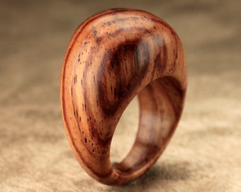 Size 9 - Bull Nose Top Honduran Rosewood Ring