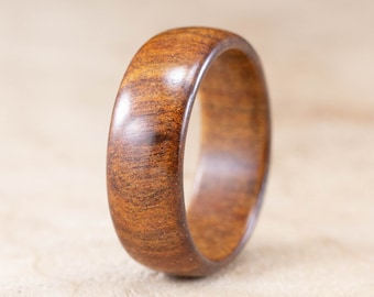 Maat 11 - Tamboti Wood Ring No. 282