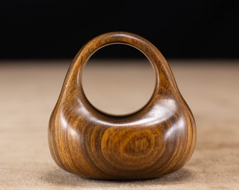 Maat 6 - Lignum Vitae Ring No. 9