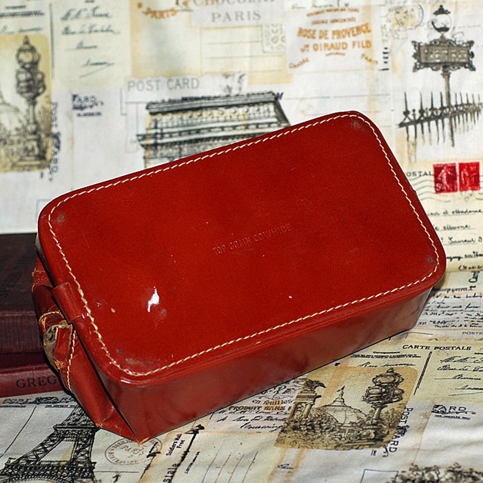 Vintage Old Leather Shaving Bag From an Estate Sale, Bag With Zipper