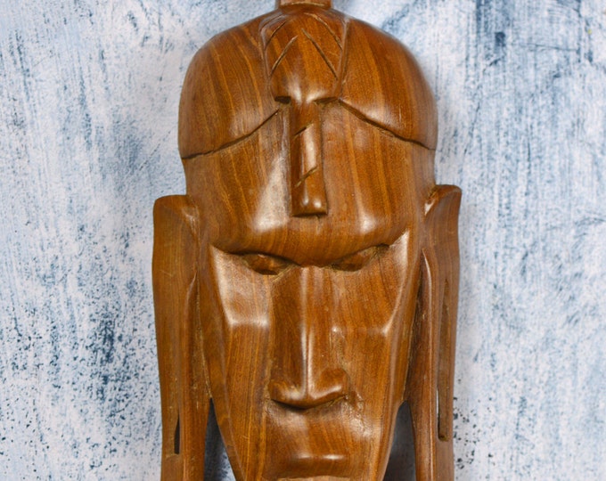 Vintage African WALL DECOR... Wood... Home Decor... Primitive Art... L