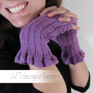 Ruffle Rib Fingerless Gloves Knitting Pattern (PDF Pattern)