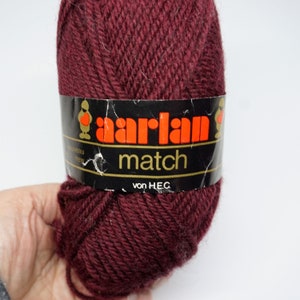 deSTASH yarn, Aarlan Match yarn, wool knitting yarn, wool crochet yarn, burgundy colored yarn