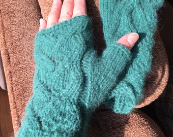 Hand stricken Fingerlose Texting Handschuhe, Spitze Texting Handschuhe, Hobo Handschuhe, grüne Fingerlose Handschuhe, warme Fingerlose Handschuhe, Fuzzy Handschuhe