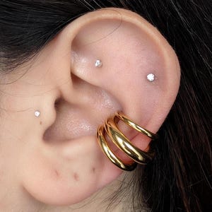 Bijou d'oreille en or triple bande, gros bijou de conque non perforant, tour d'oreille unisexe en fausses hélices, bijoux tendance en or 18 carats superposés