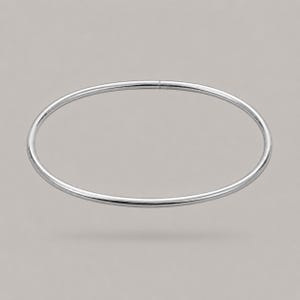 Silbernes ovales Fußkettchen: Minimalistisches Armband
