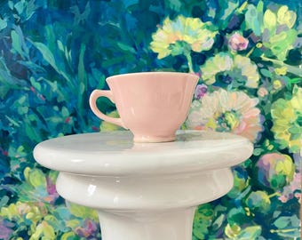 Taza de té de cerámica rosa hecha a mano de estilo vintage