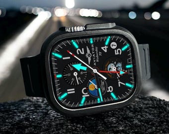 Apple Watch faces Clockology  Premium Apple Watch faces for smartwatch Top-rated watch face designs analog watch face Aviator iWatch Snoopy