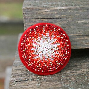 Bead embroidered Red Brooch Bead Embroidered Circle Brooch Red White Beadwork image 2