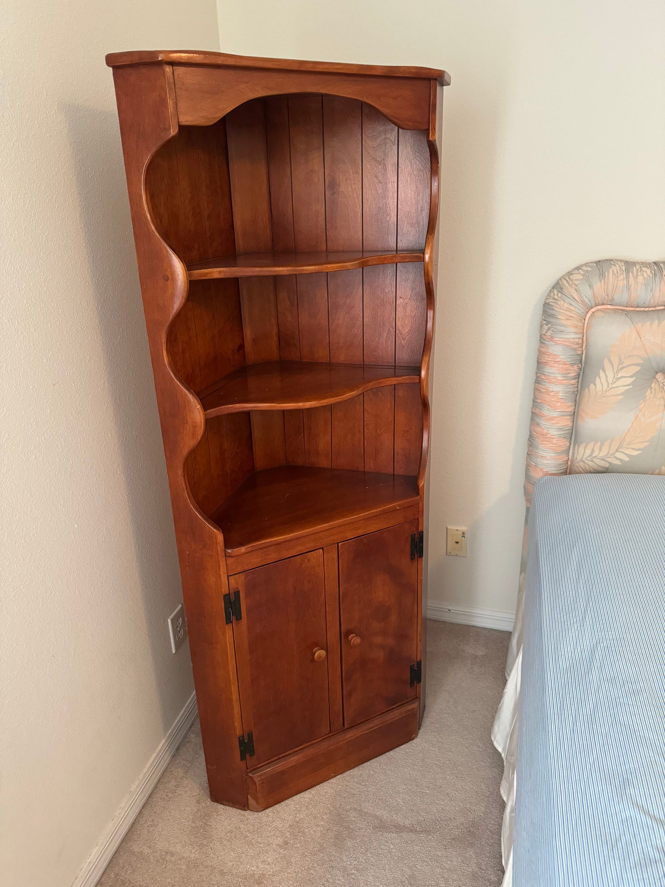 Cushman Colonial Creations Corner Colonial Creations