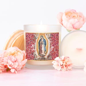 Unsere Dame von Guadalupe Frostglaskerze - Katholische Mutter Mary Coconut Soy 9-Unzen-Wachskerze - Jungfrau Maria Gebetskerze
